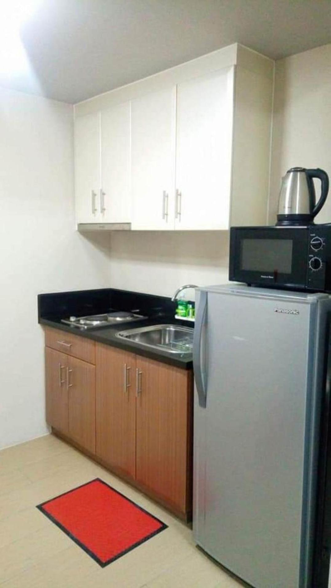 Pasay Condotel Near Naia Terminal 3 Экстерьер фото